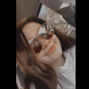 Meet your Posher, Jocelyn